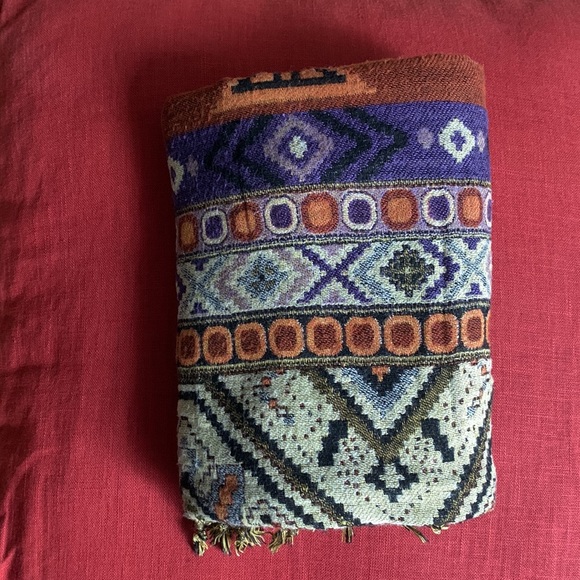 Viscose Scarf Made in India - Picture 3 of 13